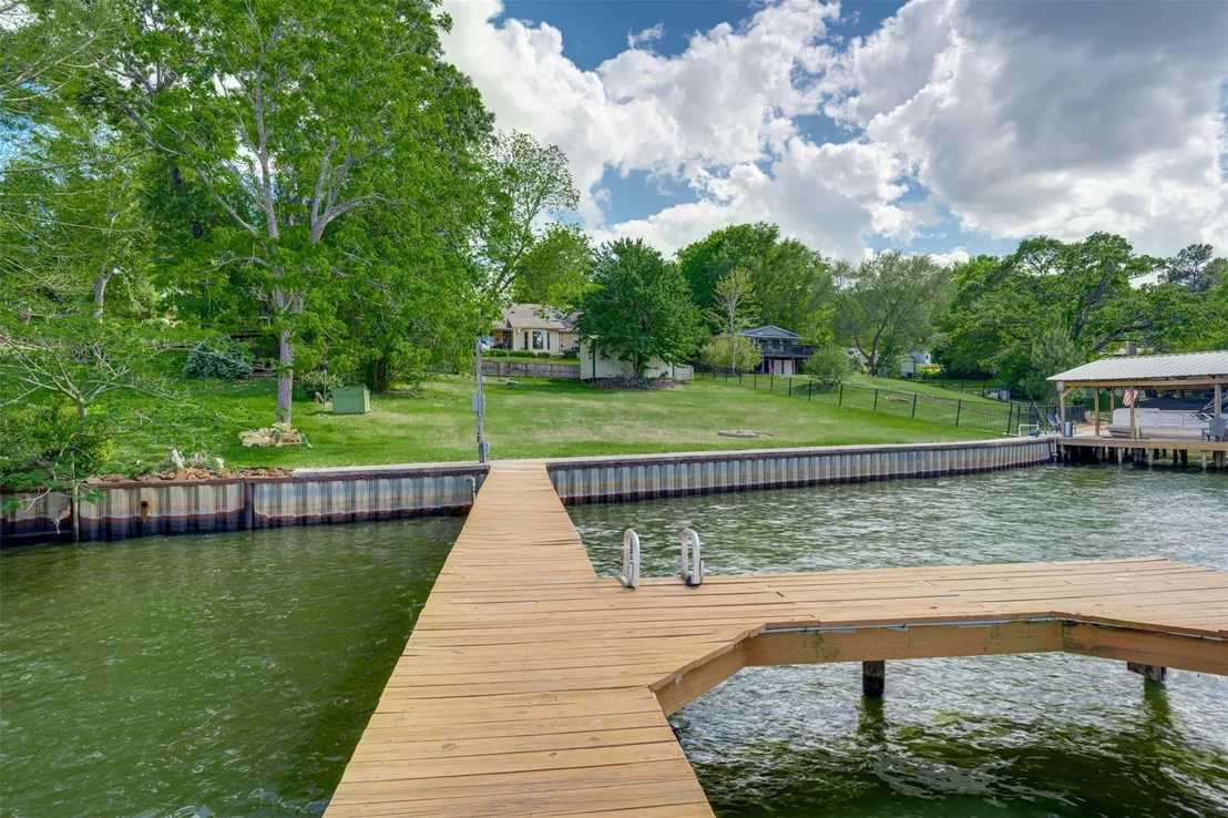 Photo of 23340 Three Points Drive