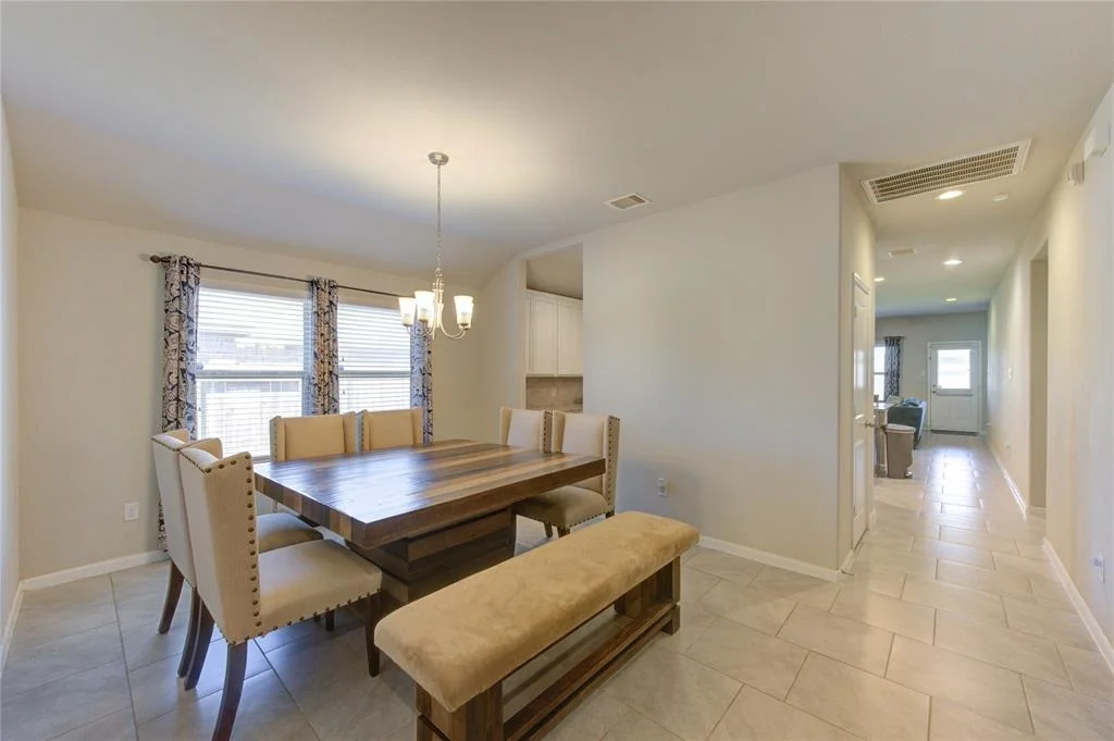 Photo of 9011 Hemlock Drive