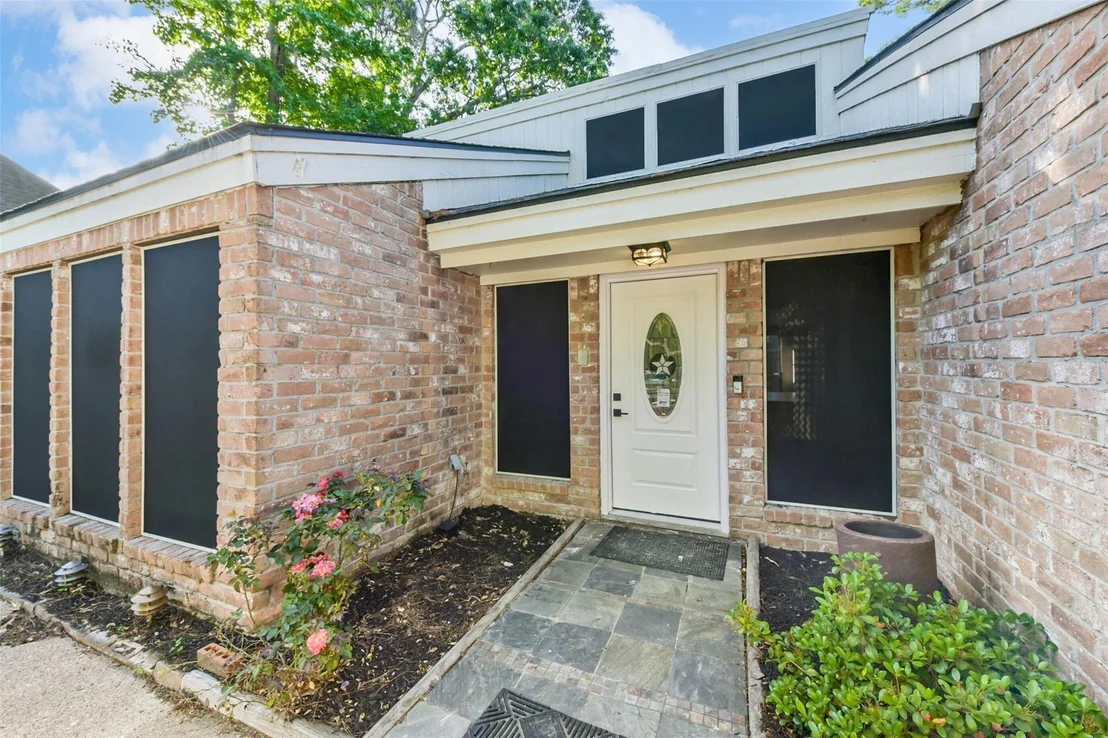 Photo of 6610 Chancellor Drive
