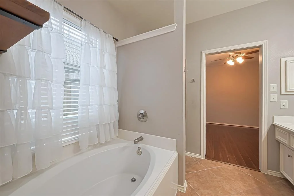 Photo of 18931 Bluestone Hollow Lane