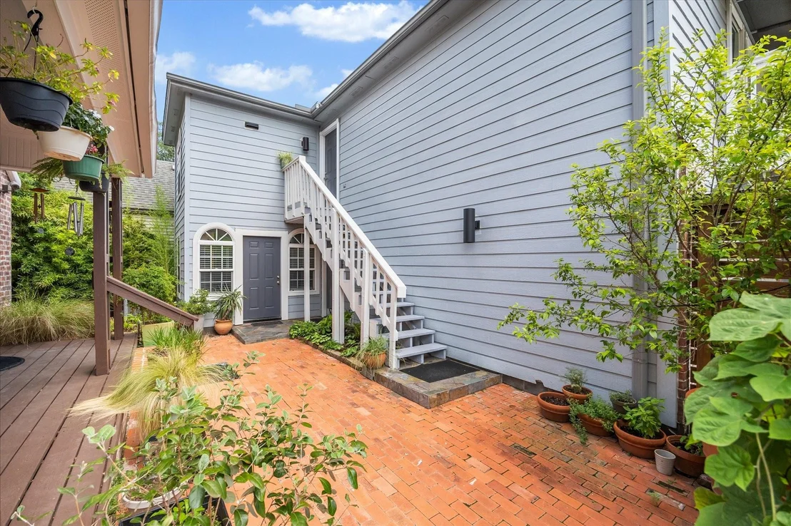 Photo of 1755 Kipling Street