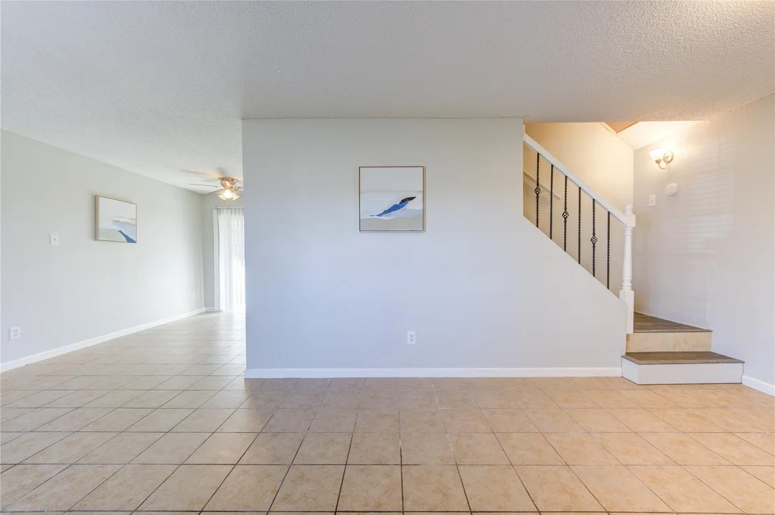 Photo of 6910 Navidad Road