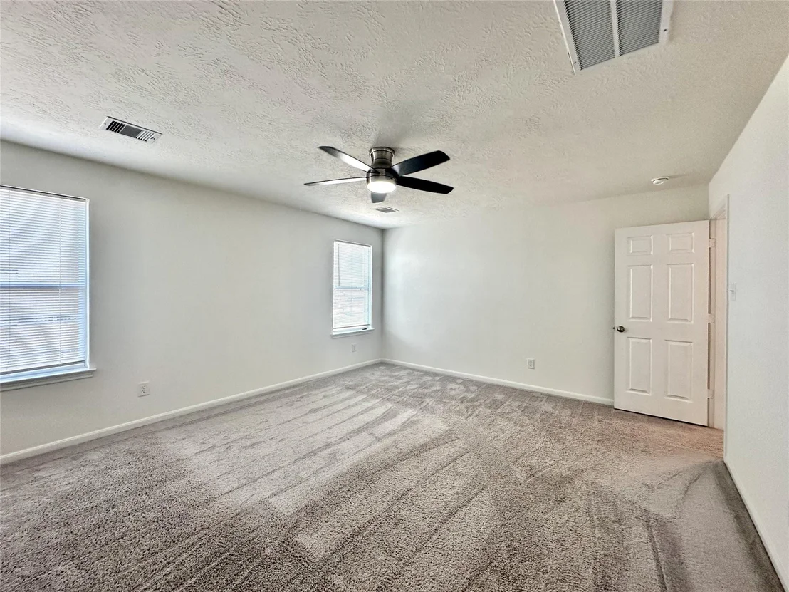 Photo of 5510 Eagle Sky Boulevard