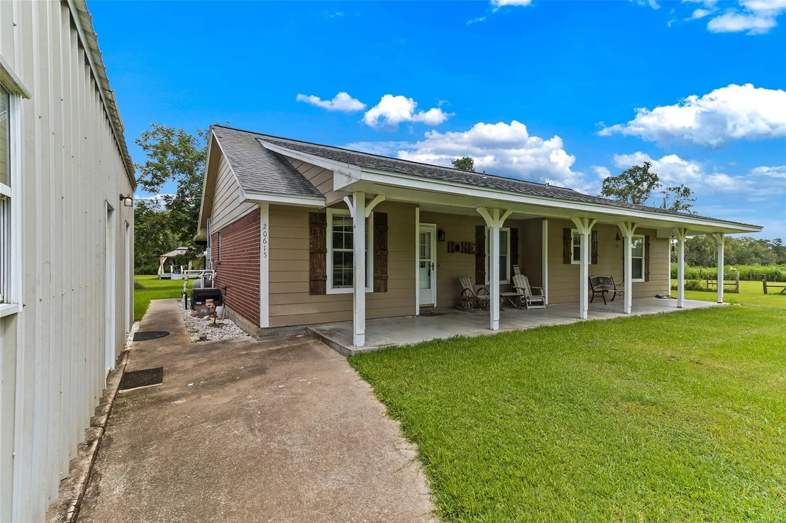 Photo of 20615 County Road 461