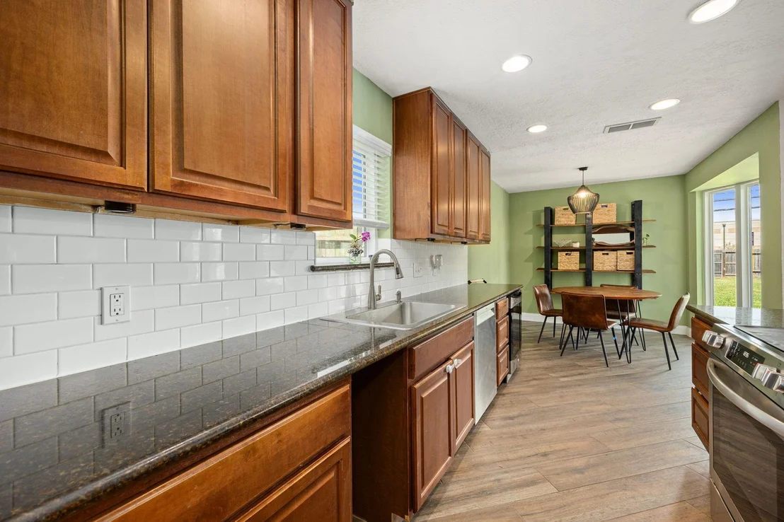 Photo of 5934 Willowbend Boulevard