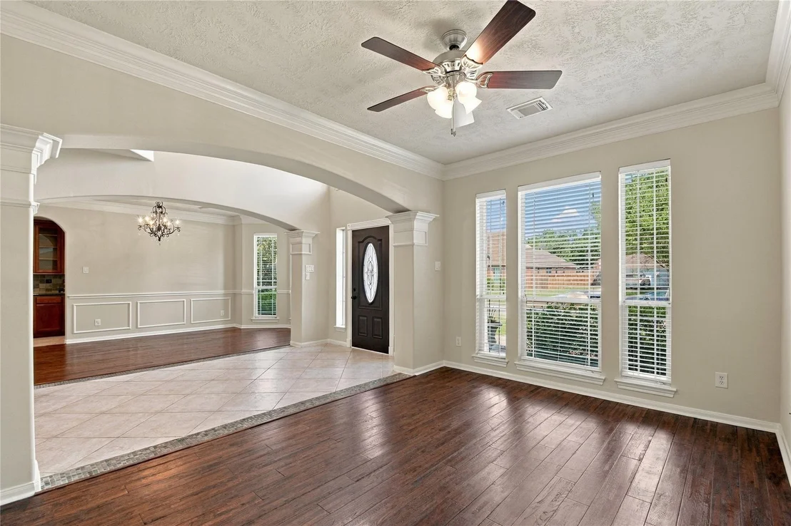 Photo of 8403 Glenn Elm Drive