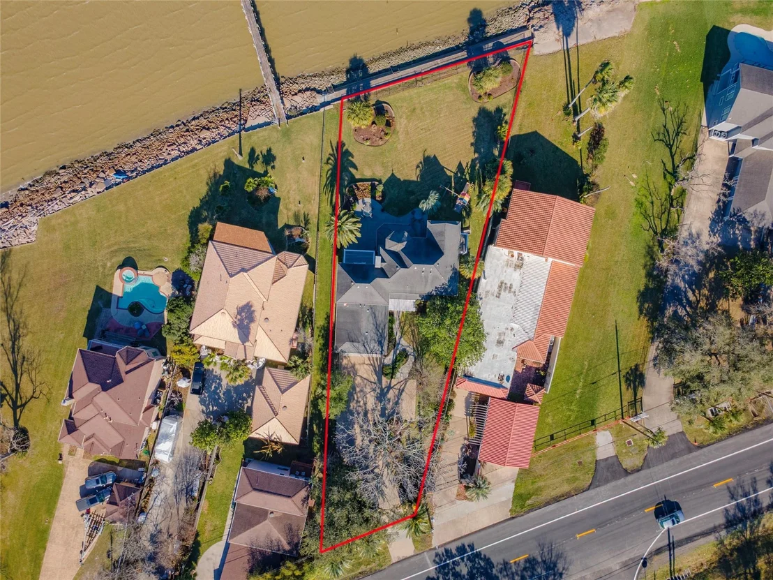 Photo of 5123 W Bayshore Drive