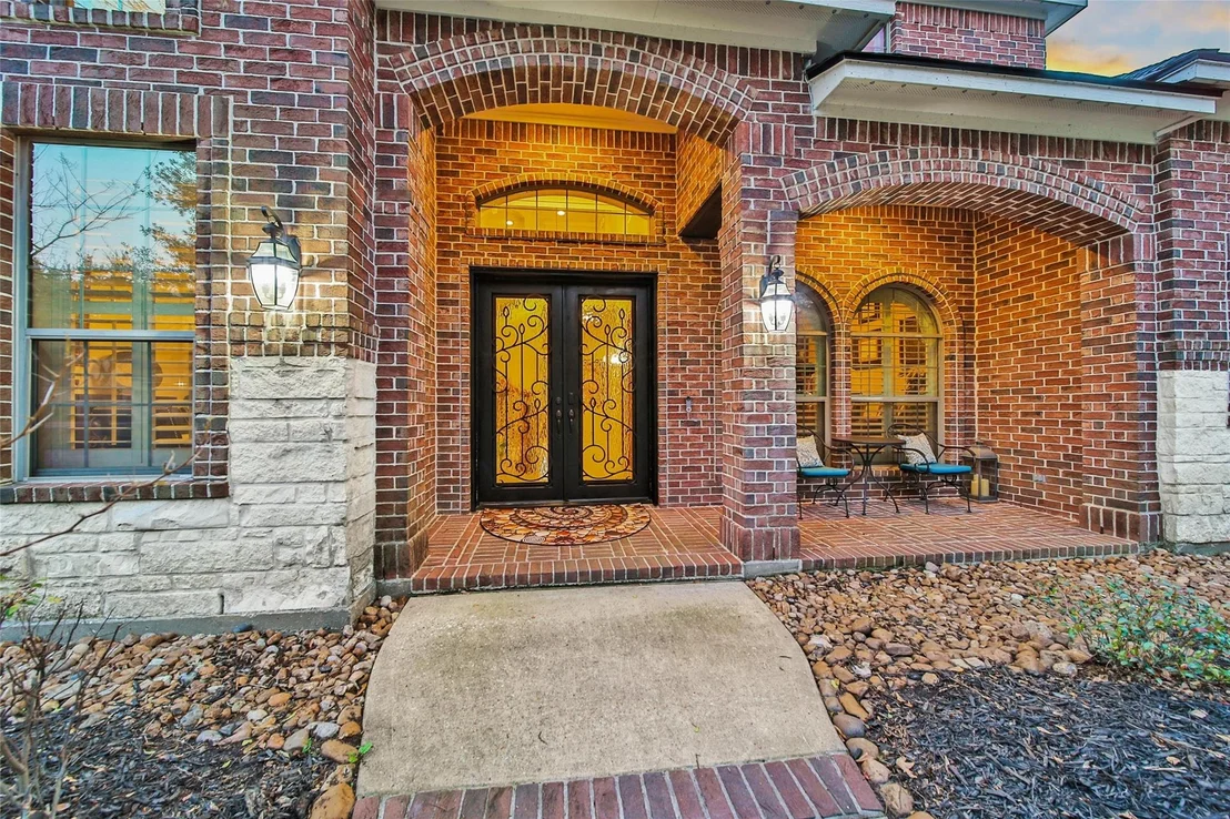 Photo of 20874 Sweetglen Drive