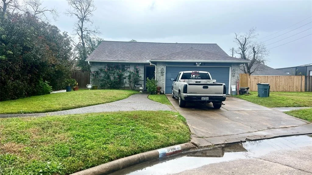 Photo of 8115 Crestwick Drive