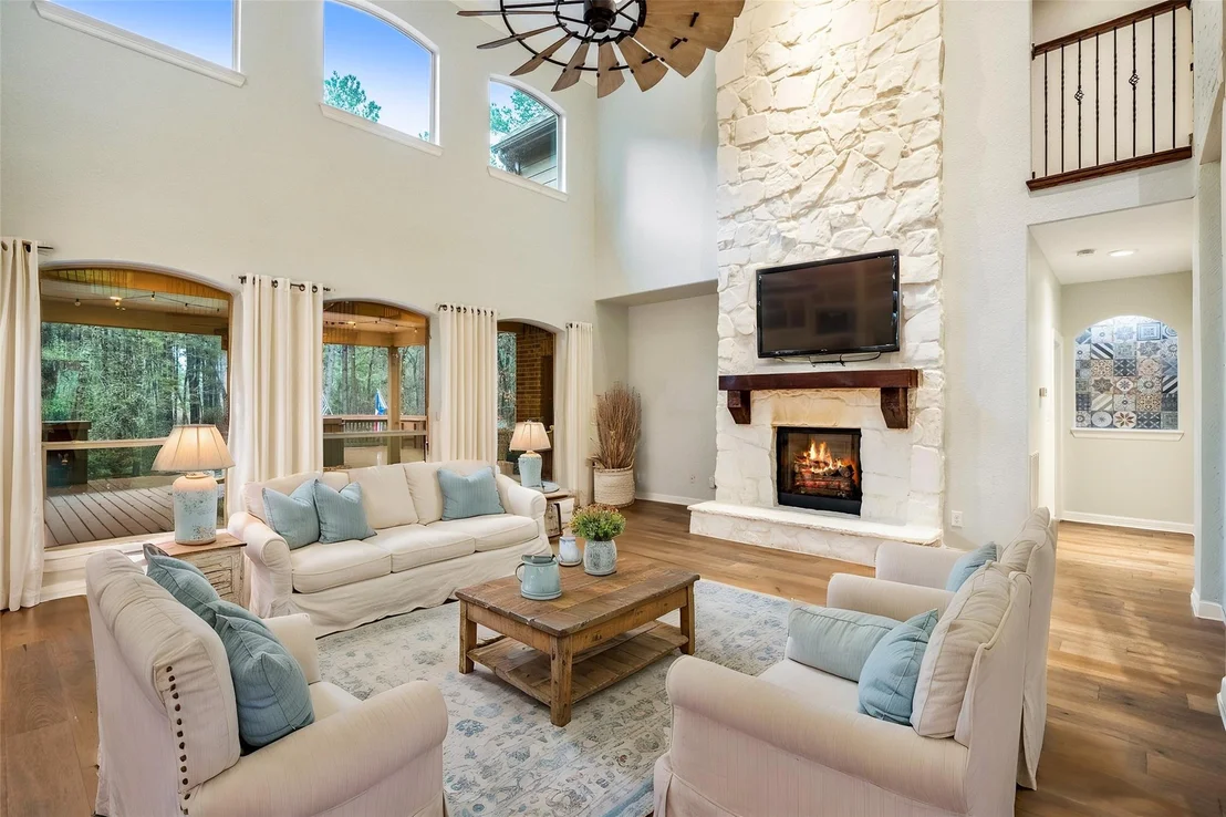 Photo of 9643 Longmire Creek Way