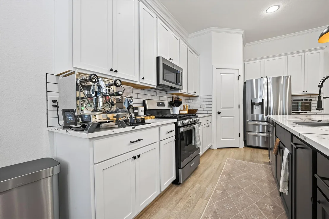 Photo of 10372 Fairview Drive