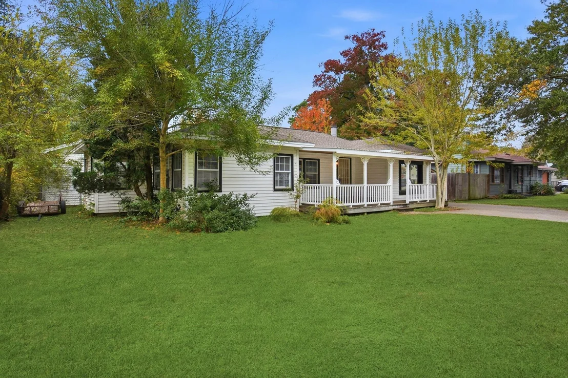 Photo of 304 Baker Drive