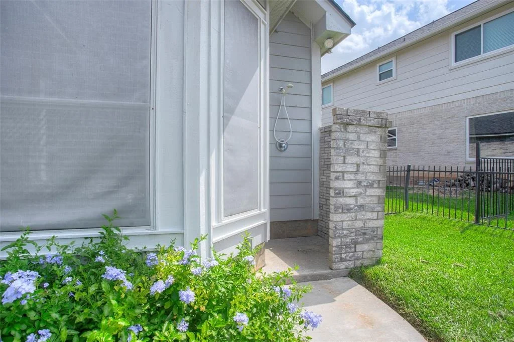 Photo of 13690 Shoreline Drive