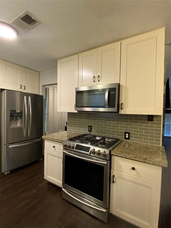 Photo of 5108 Longshadow Drive
