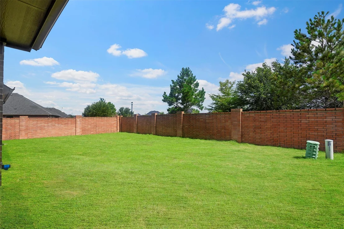 Photo of 5839 Metaphor Way