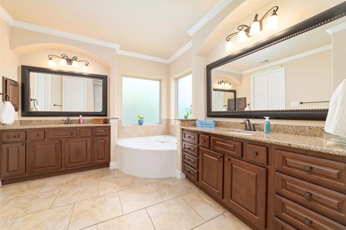 Photo of 2408 Ellis Park Lane