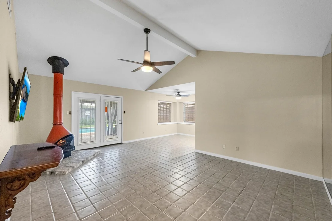 Photo of 7230 Redding Road