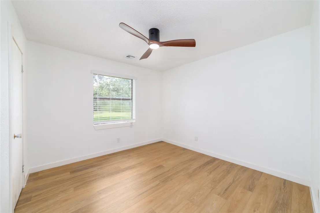 Photo of 3304 Bruce Hall Road