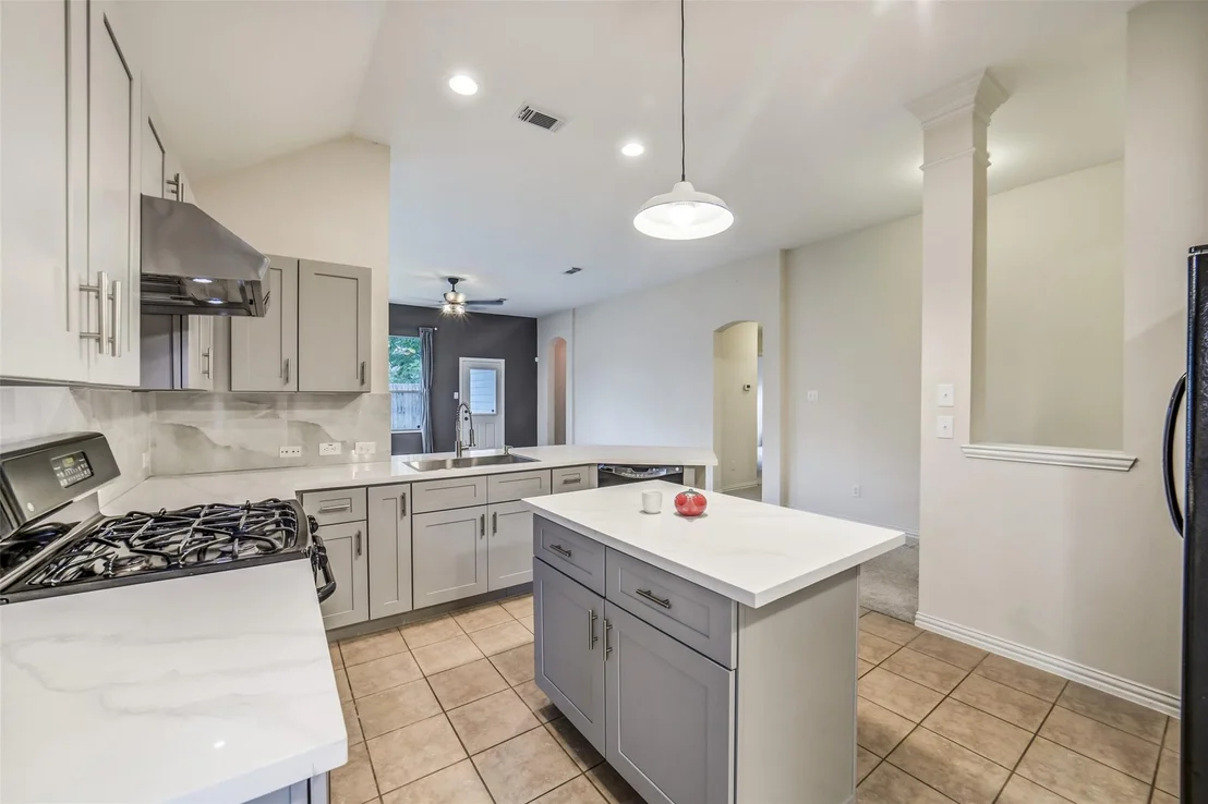 Photo of 7111 Cornflower Lane