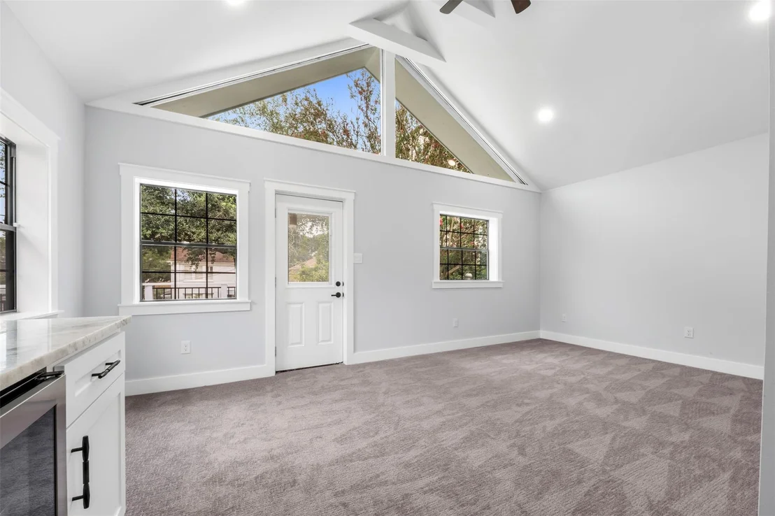 Photo of 1723 Albans Road