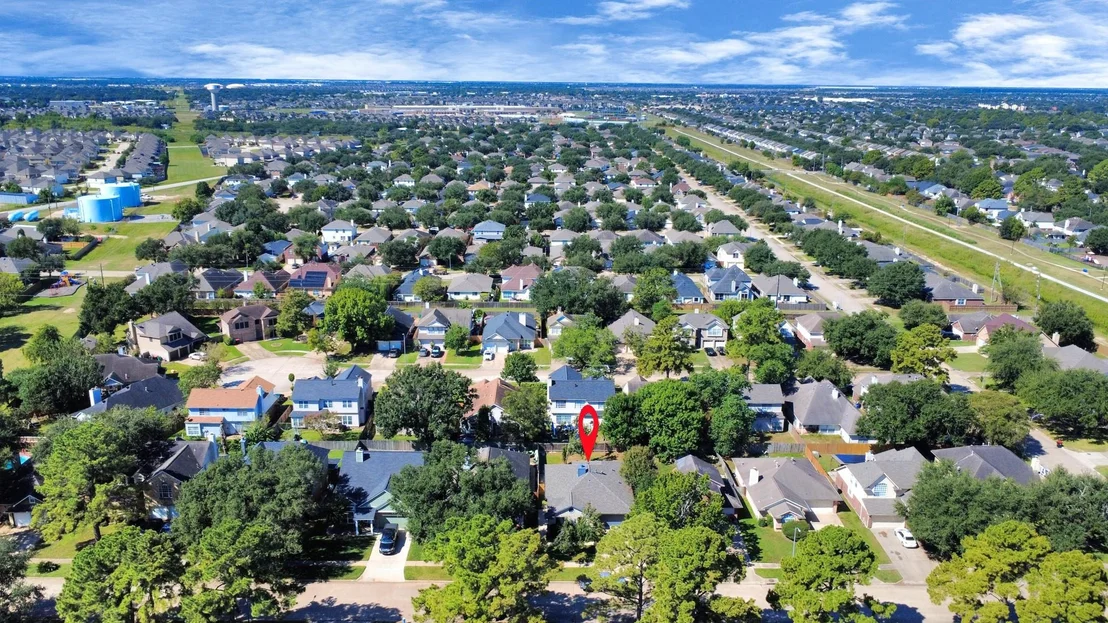 Photo of 6011 Shady Manor Drive