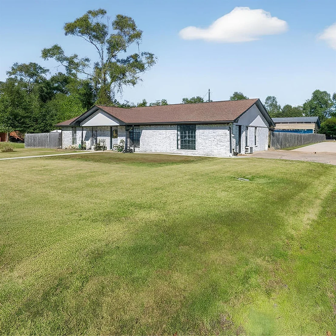 Photo of 355 County Road 761