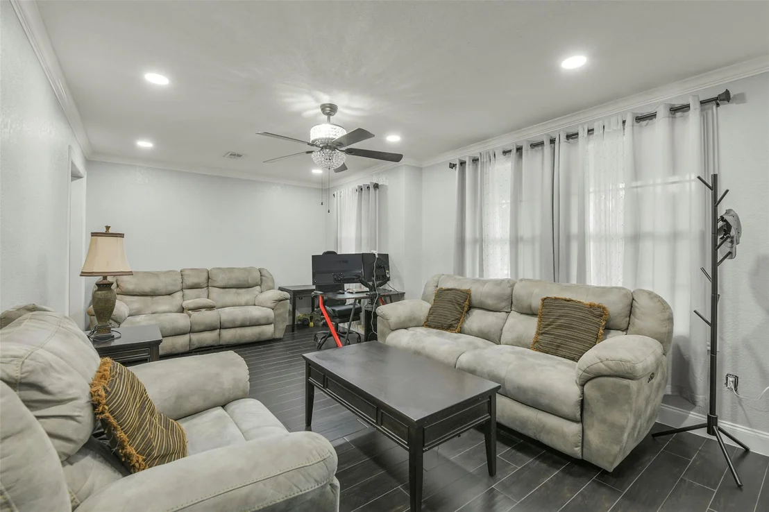 Photo of 6806 Glen Rock Drive