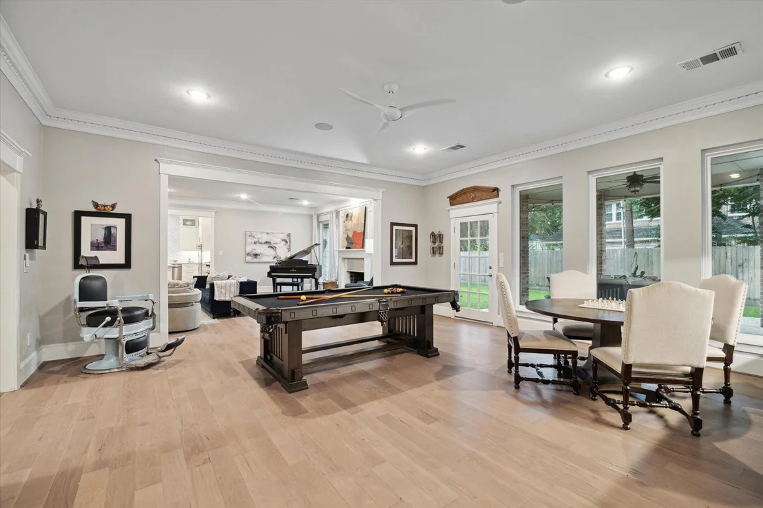 Photo of 8703 Chelmsford Lane