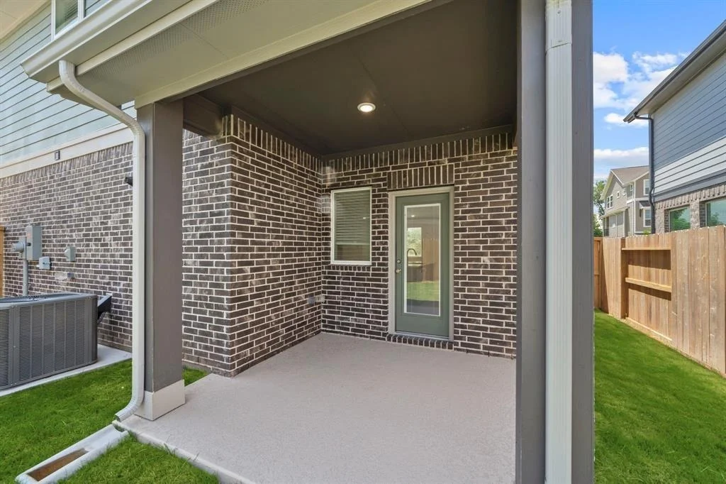 Photo of 1408 Shaded Rock Drive