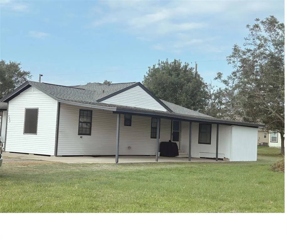 Photo of 1802 N Avenue Q