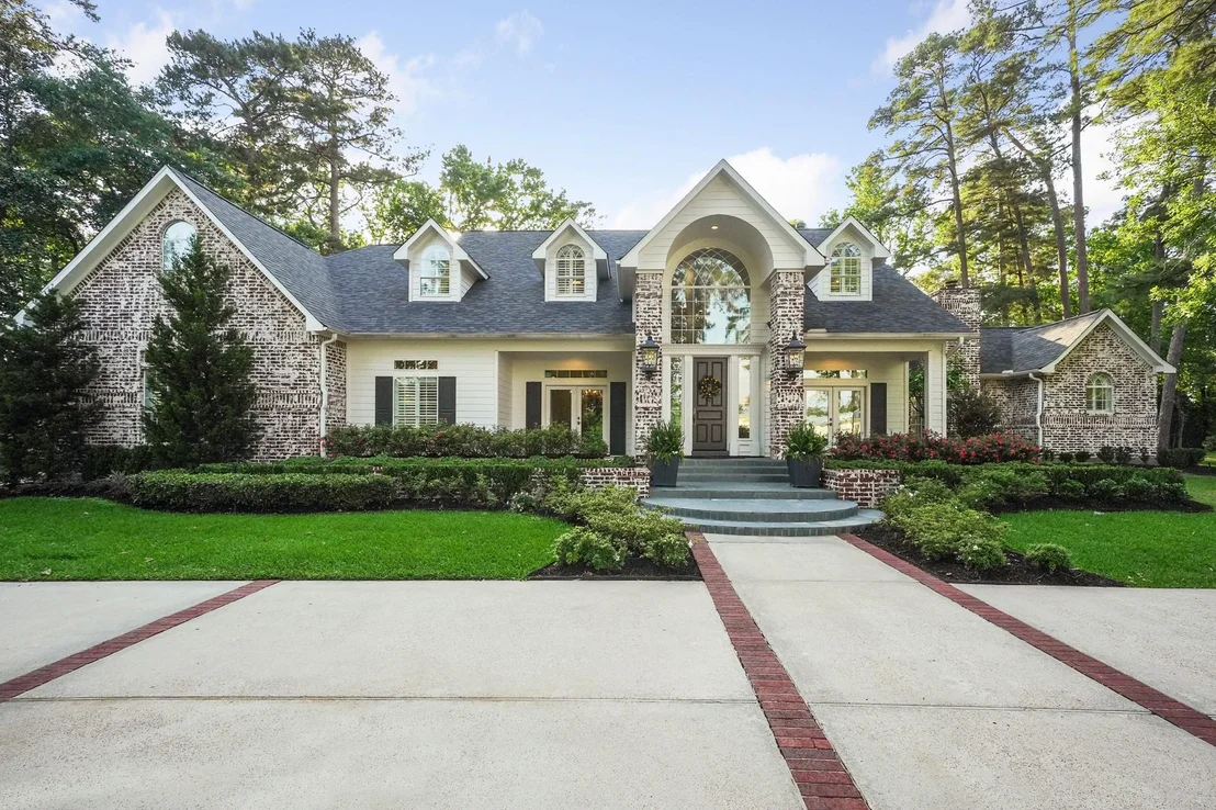 Photo of 2207 Longmire Road