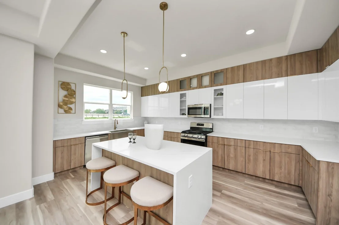 Photo of 2014 Blodgett Street