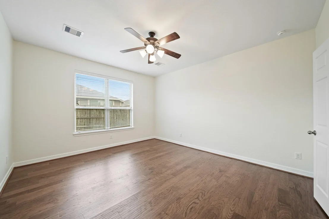 Photo of 322 Lake Rim Drive