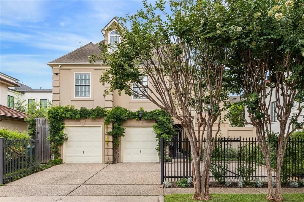 Photo of 2509 Westgate Drive