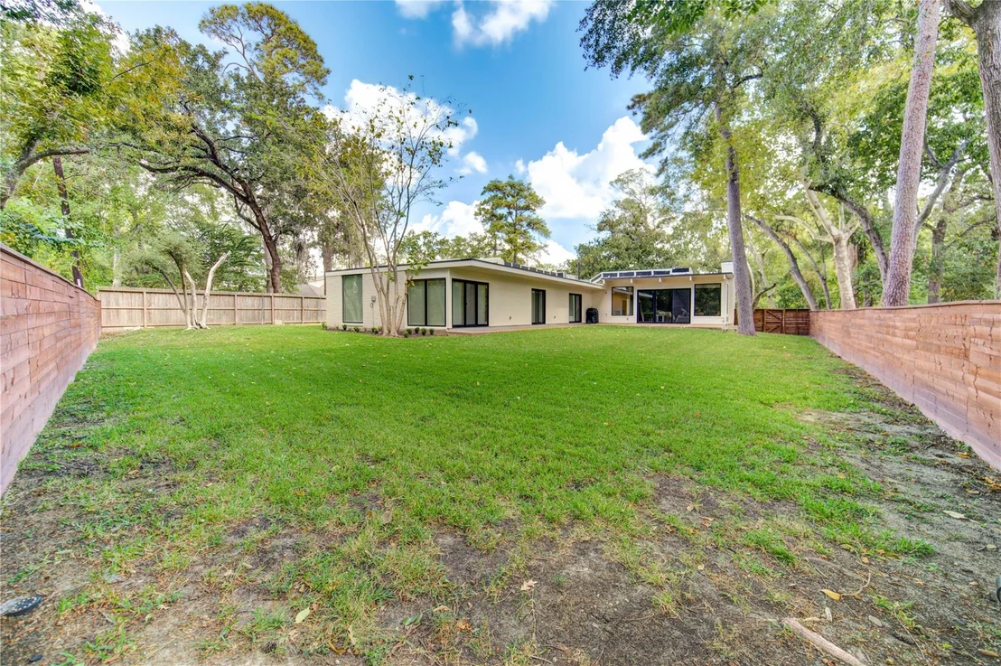 Photo of 303 Isolde Drive
