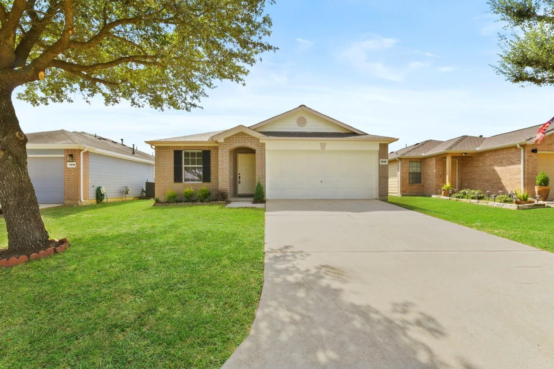 Photo of 7919 Buffalo View Lane