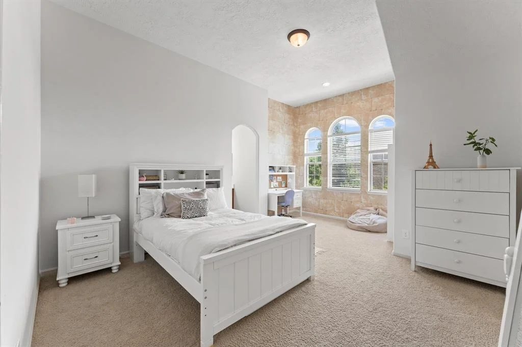 Photo of 3 N Beech Springs Circle