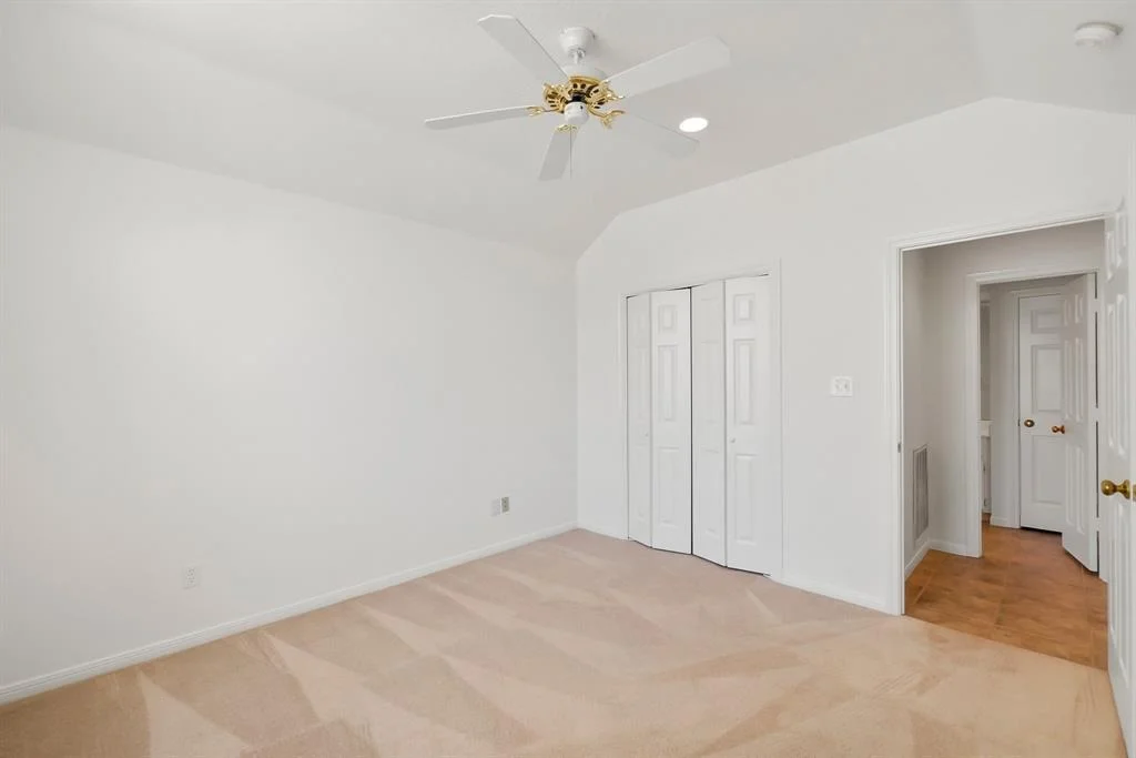 Photo of 5341 Lakeshore Drive