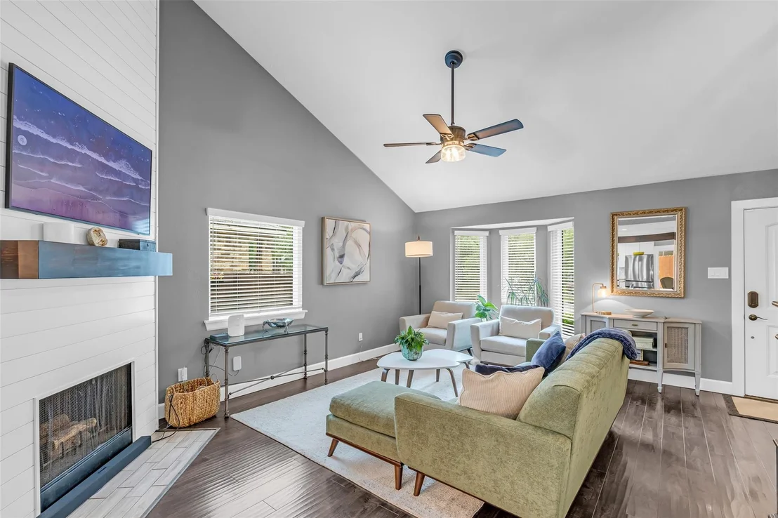 Photo of 11 Barnstable Place