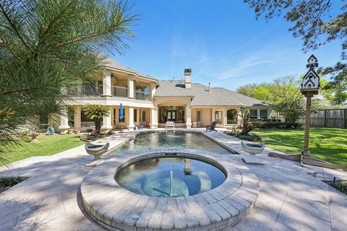 Photo of 51 Sandown Park Drive