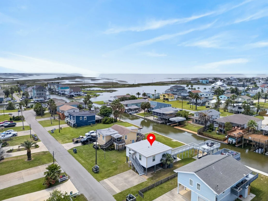 Photo of 16618 Bermuda Way