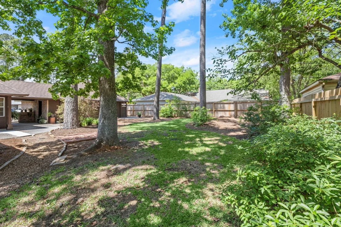 Photo of 518 Magic Oaks Drive