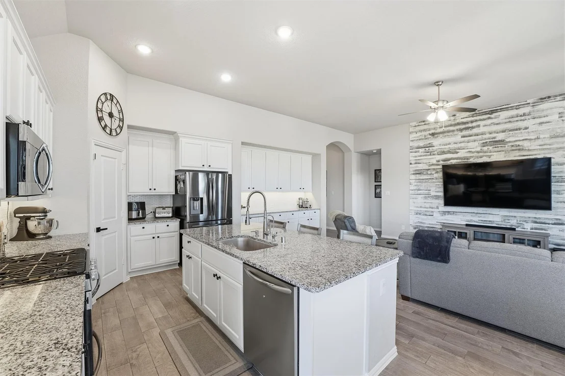 Photo of 7326 Evelyn Grove Drive