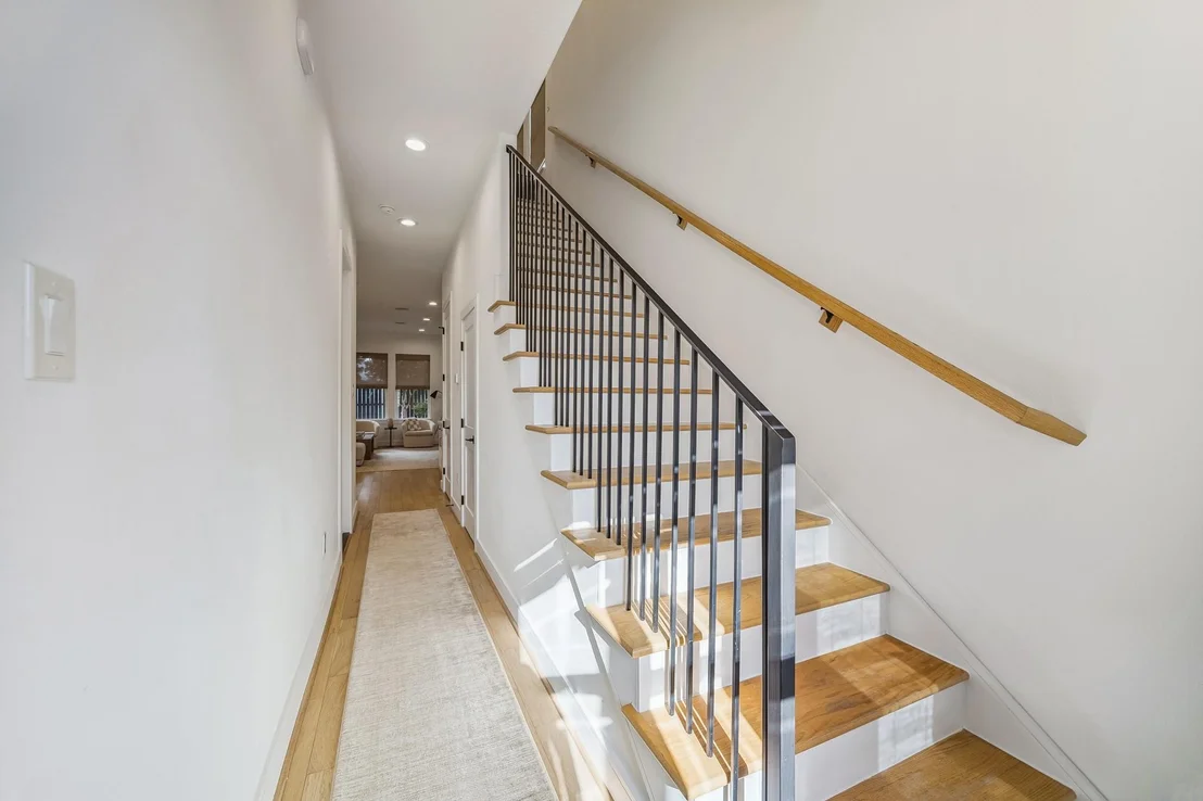 Photo of 1912 Hoskins Drive