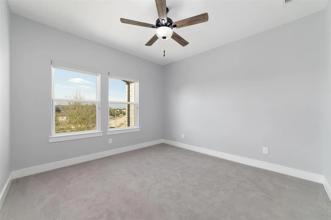 Photo of 13702 Martingale Pointe Drive