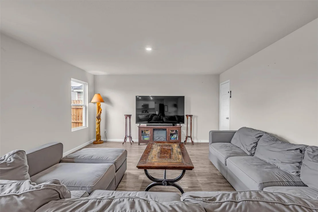Photo of 83 Road 51028