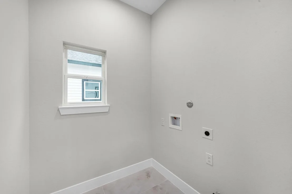 Photo of 2347 Knoblock