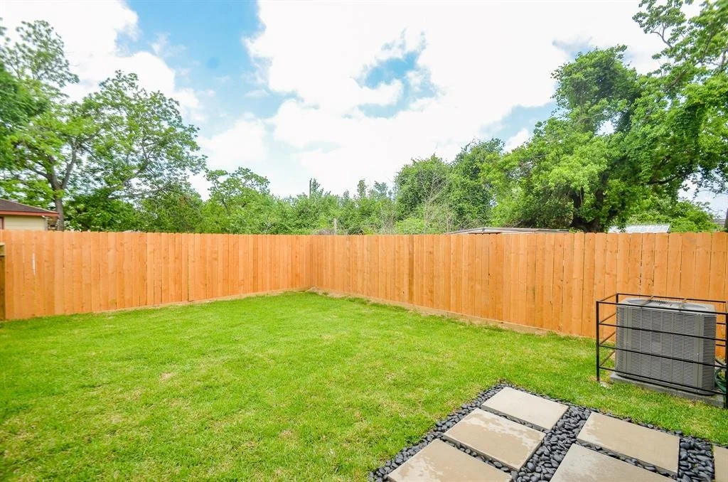 Photo of 7433 Hezekiah Lane