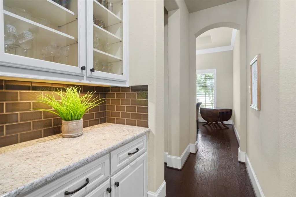 Photo of 2131 Grand River Drive