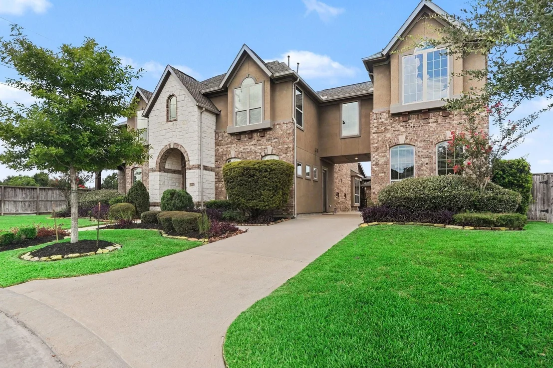 Photo of 16403 Baston Creek Drive